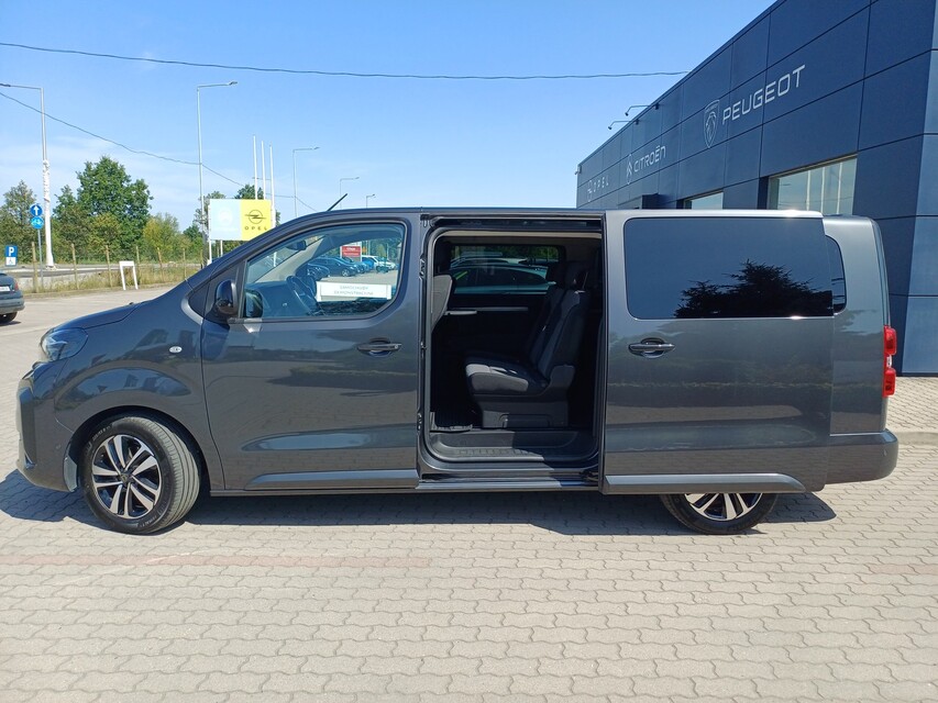 Peugeot Traveller