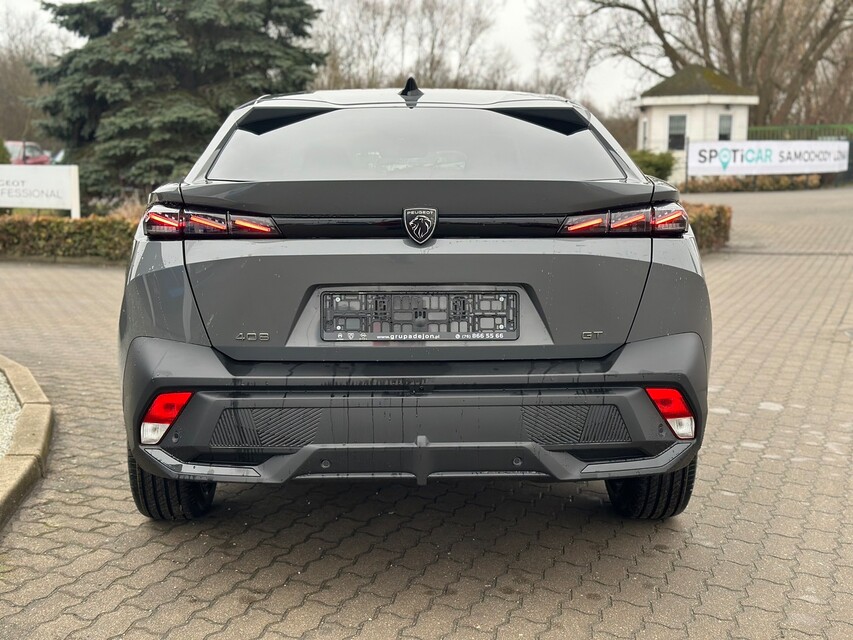 Peugeot 408