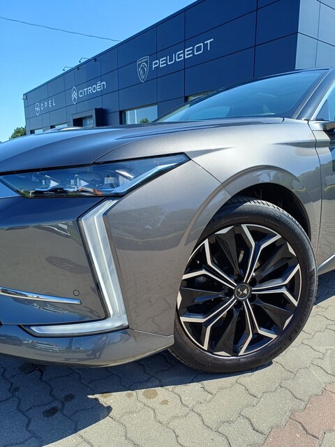 DS Automobiles DS 4
