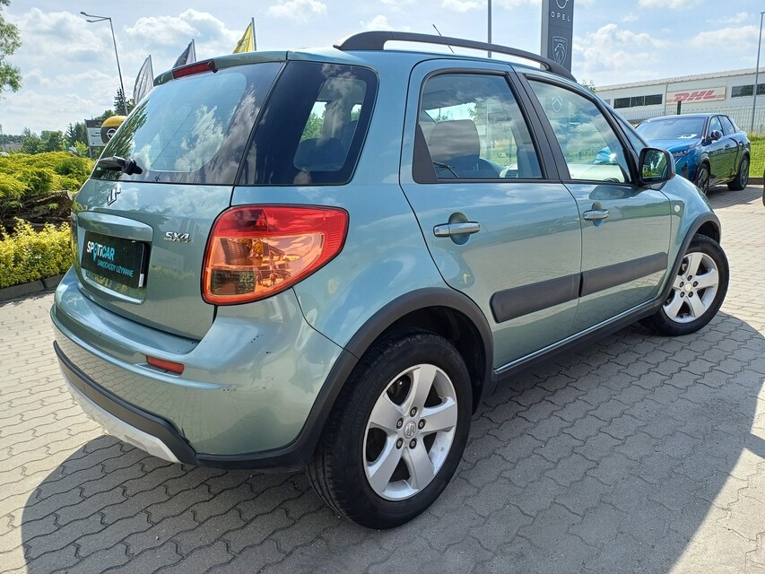 Suzuki SX4