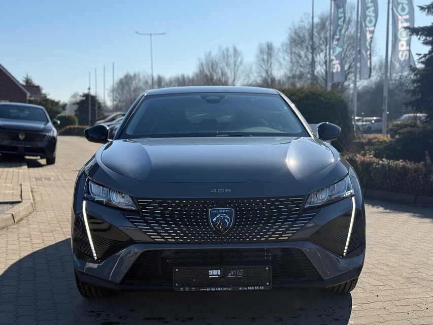 Peugeot 408