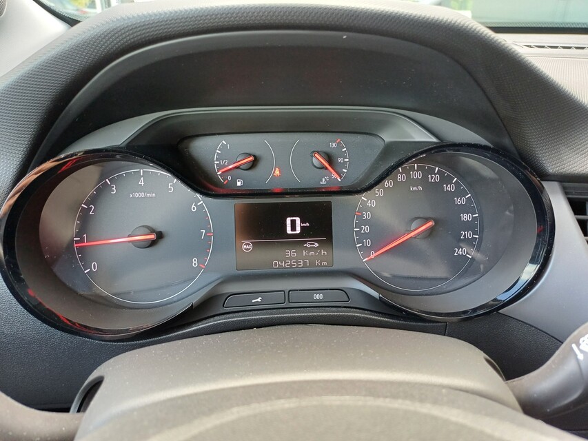 Opel Crossland X