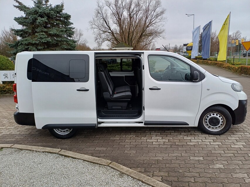 Peugeot Traveller