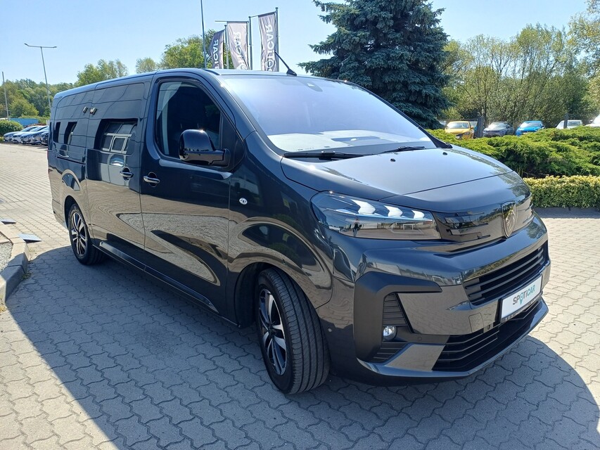 Peugeot Traveller