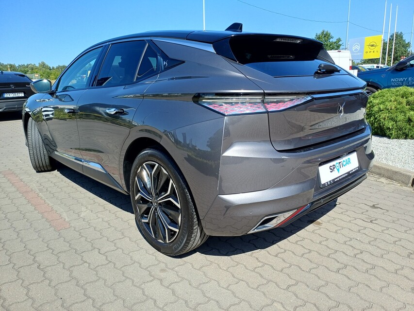 DS Automobiles DS 4