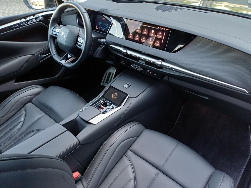 DS Automobiles DS 4