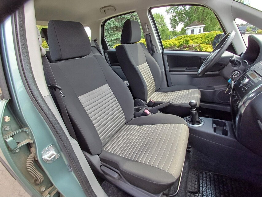 Suzuki SX4