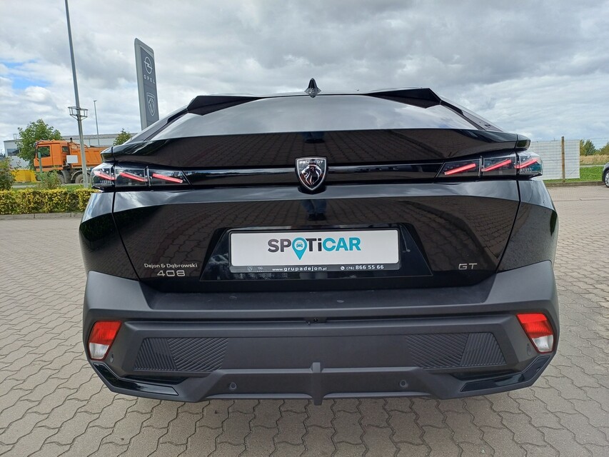 Peugeot 408