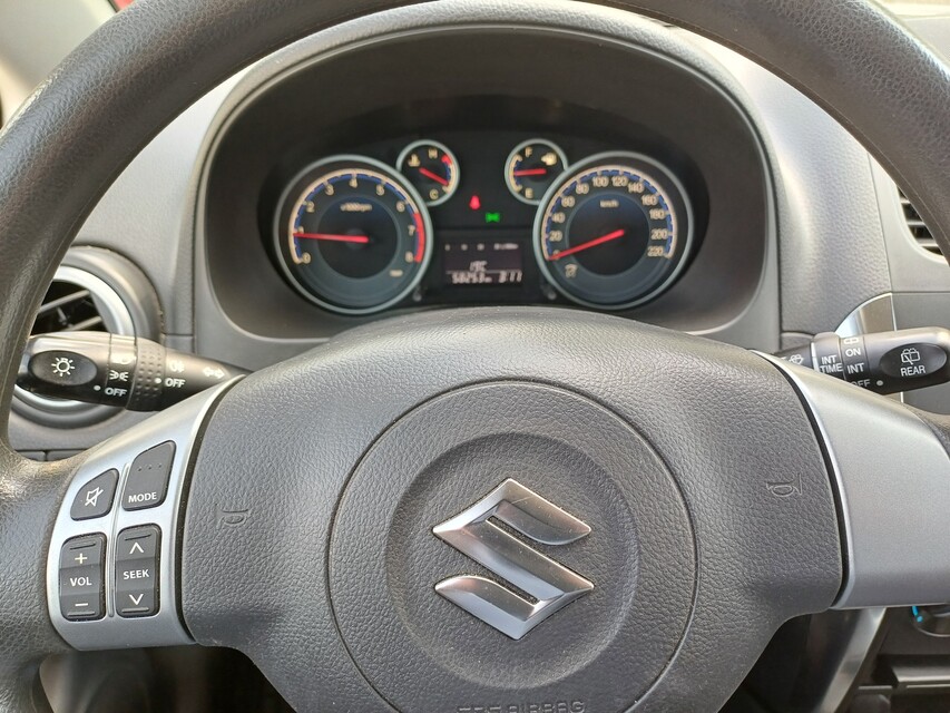 Suzuki SX4