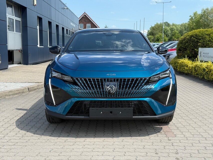 Peugeot 408