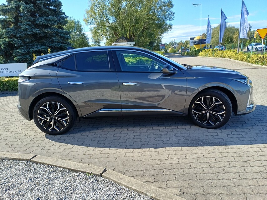 DS Automobiles DS 4