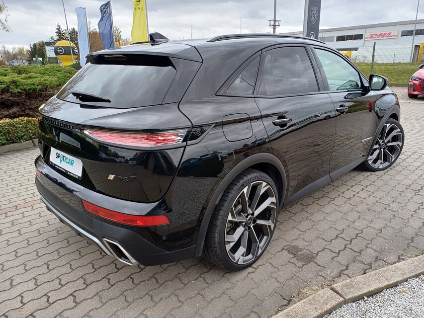 DS Automobiles DS 7 Crossback