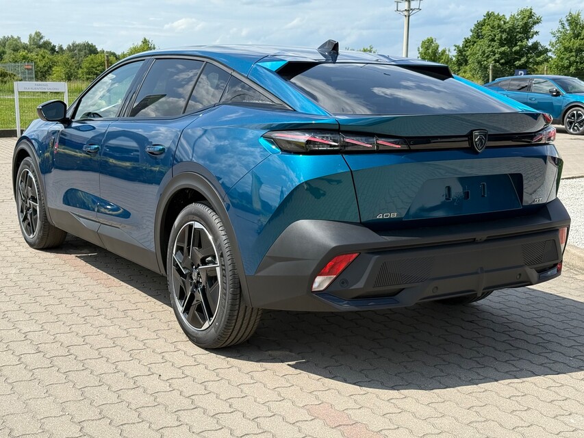 Peugeot 408