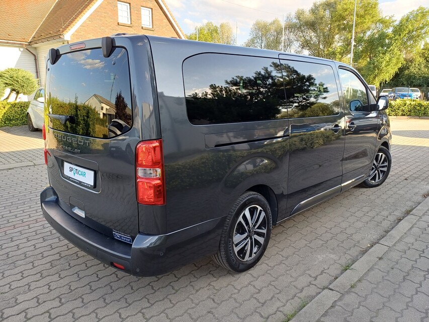 Peugeot Traveller