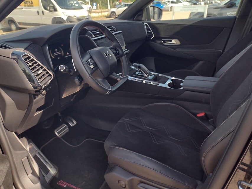 DS Automobiles DS 7 Crossback