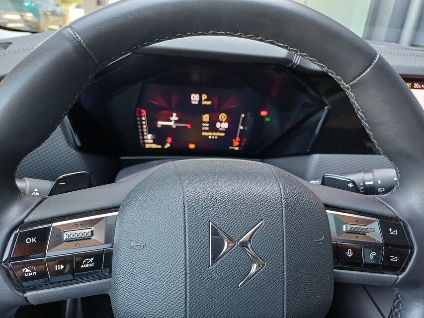 DS Automobiles DS 4