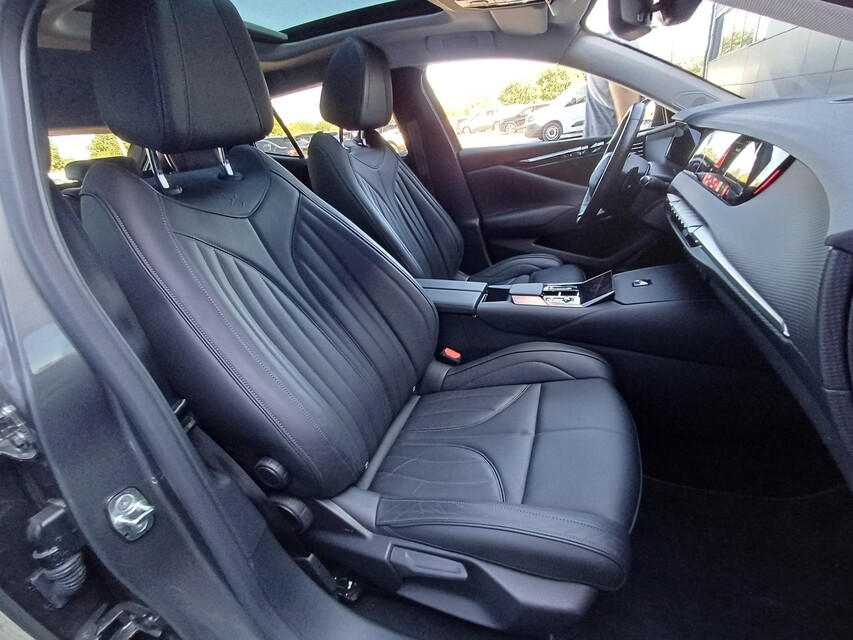 DS Automobiles DS 4