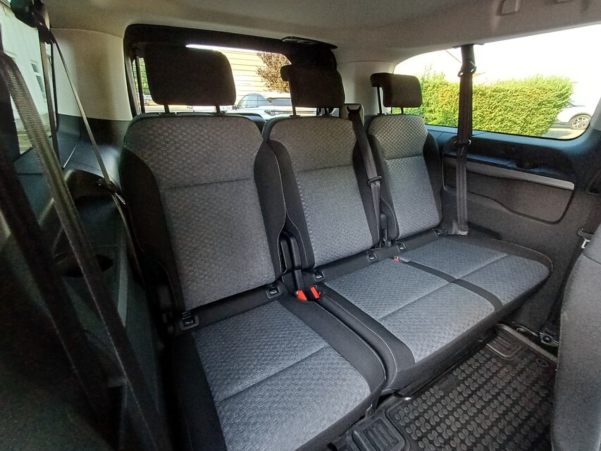 Peugeot Traveller