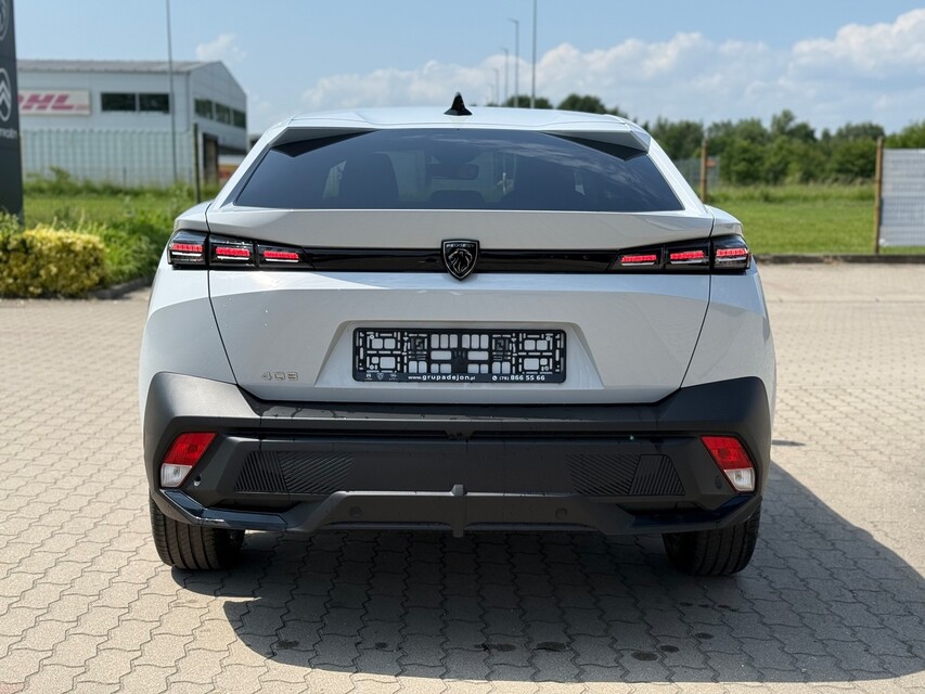 Peugeot 408