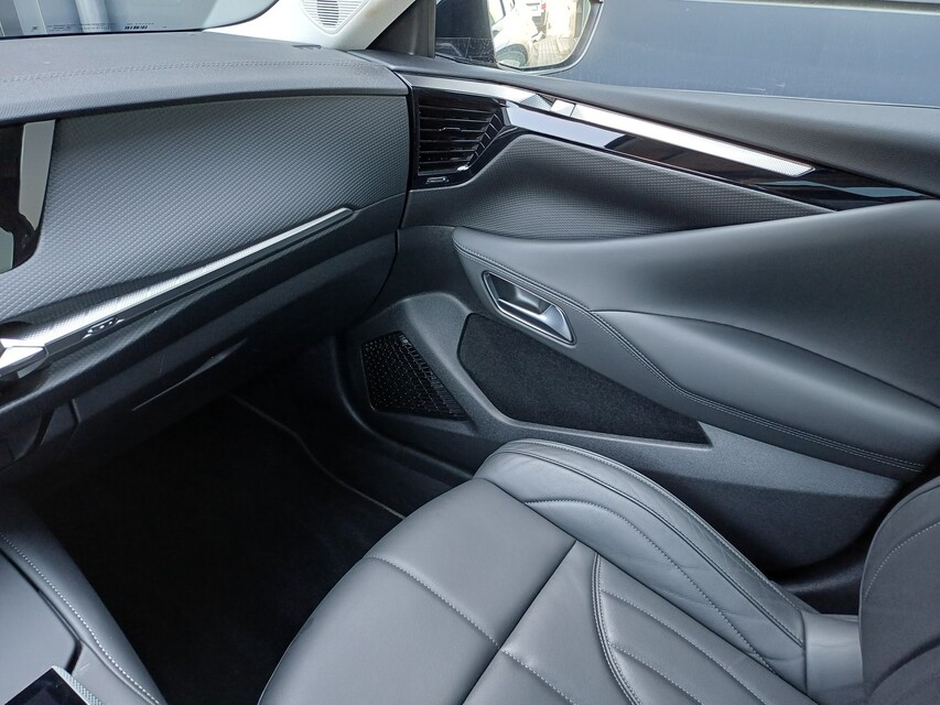 DS Automobiles DS 4
