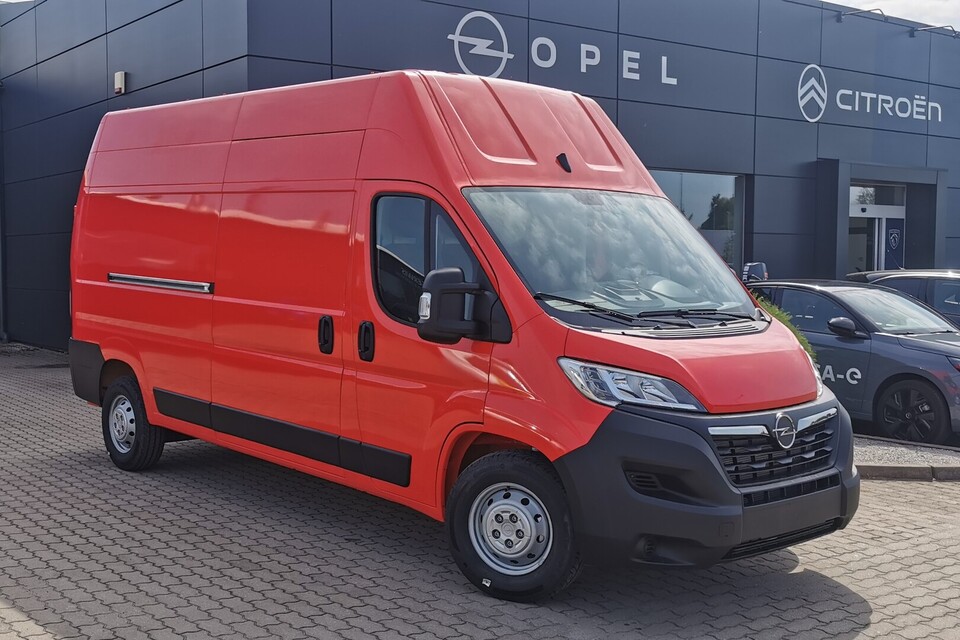 Opel Movano