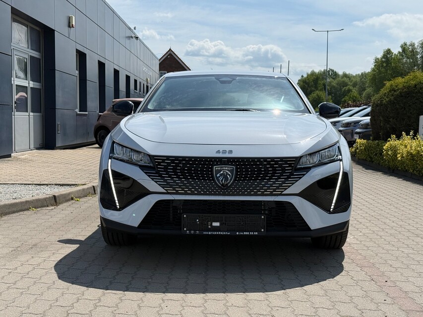 Peugeot 408