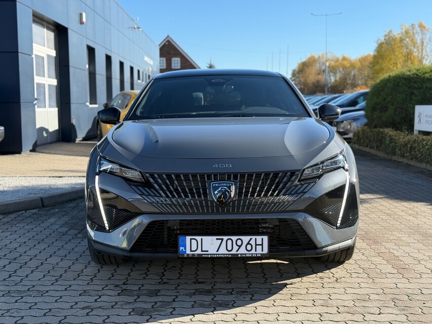 Peugeot 408
