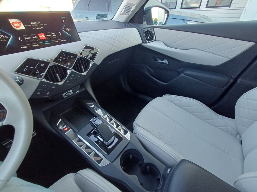 DS Automobiles DS 3 Crossback